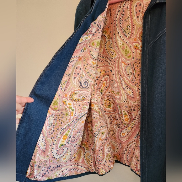 EUC Alfred Dunner Denim Jacket for Women with Paisley lining. Size 18. Very Nice - Picture 4 of 6